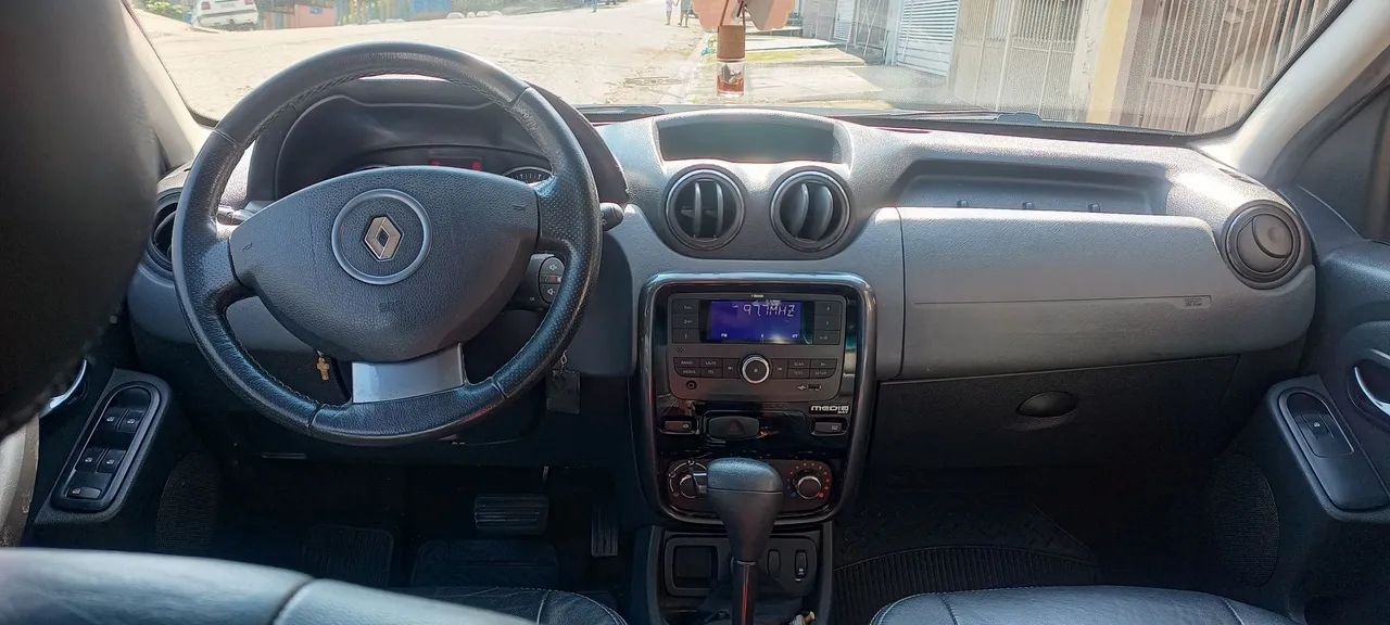 Renault Duster Dynamique 2.0 Hi-flex 16V Aut. 2014