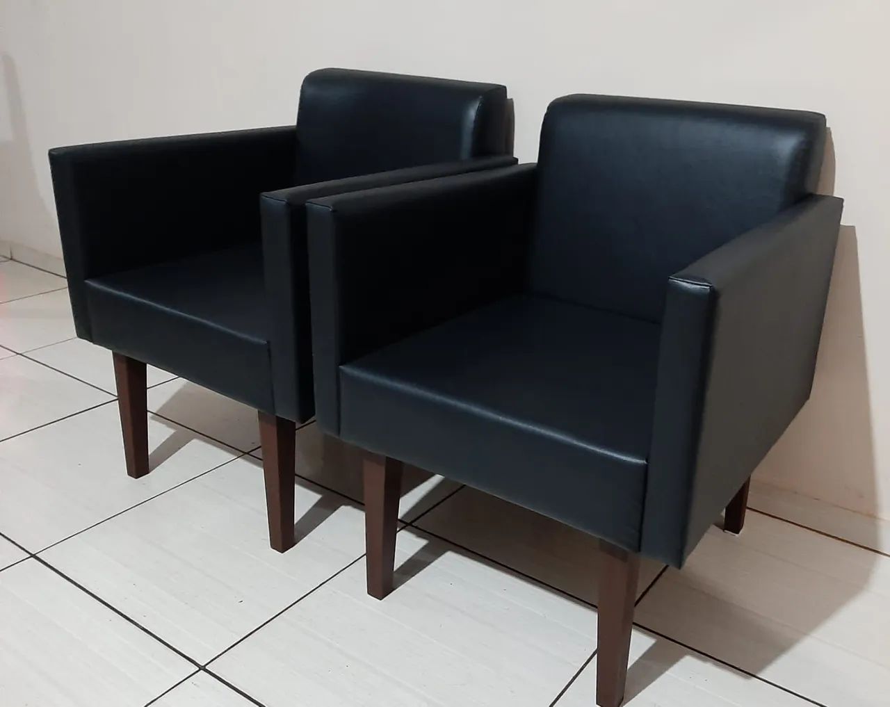 Poltrona nova. 379,00 cd unidade. - Foto 2