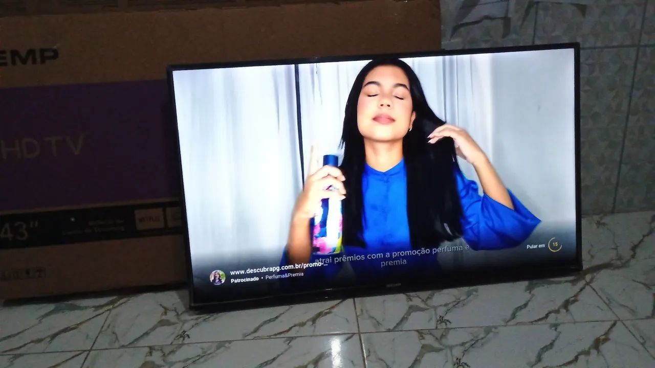 Tv Semp 43 polegadas smart 4k completa roku tv na caixa  - Foto 5