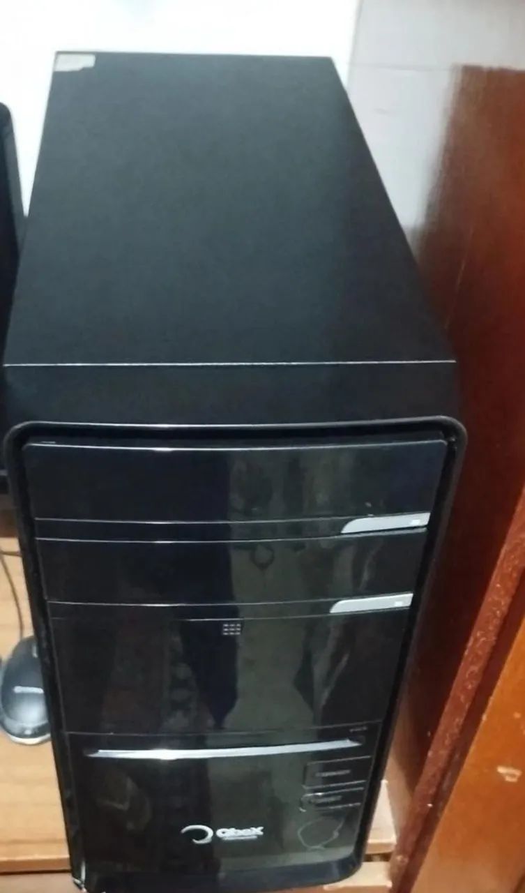Computador funcionando perfeitamente.