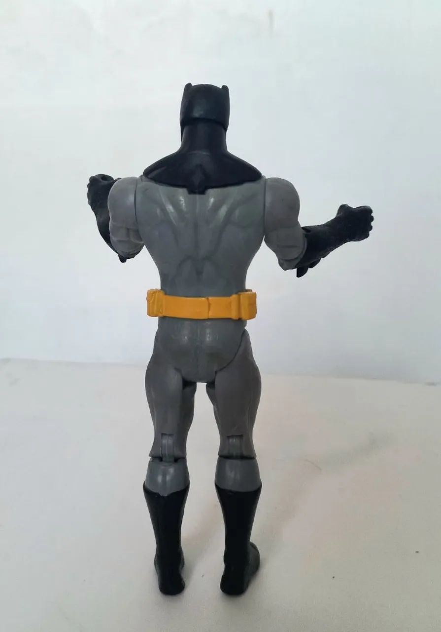 Batman articulado - brinquedo  - Foto 2