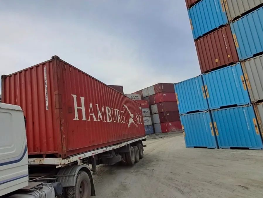 Container 12 metros com frete incluso R$ 10499,00