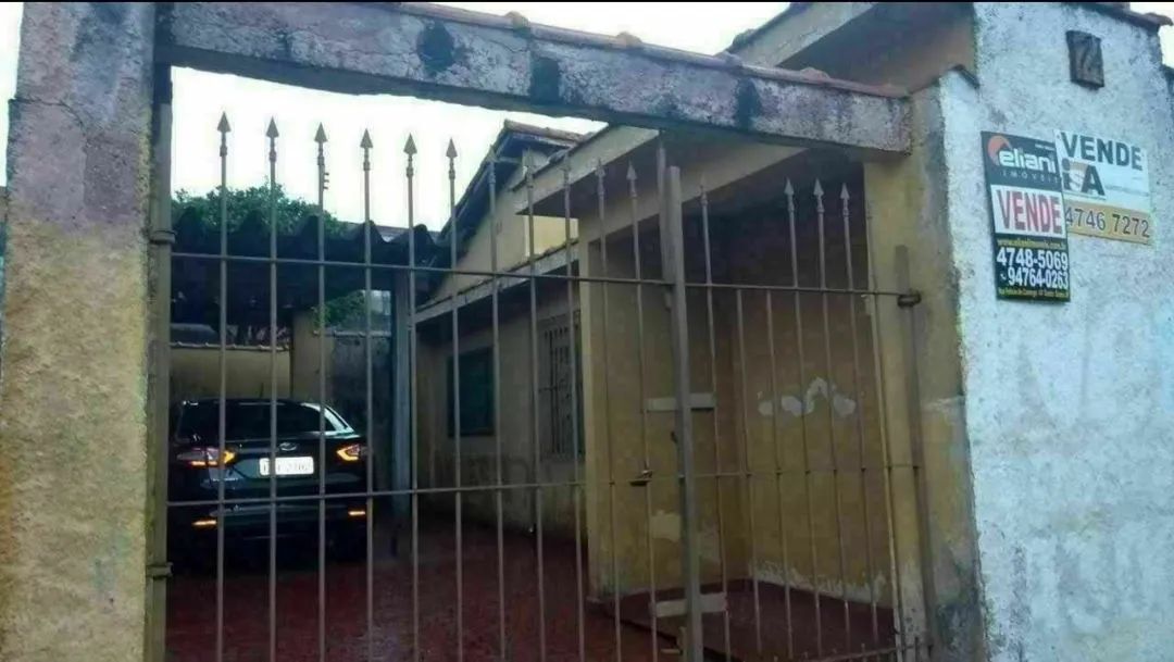 Vendo propriedade com 2 casas - 682 m²