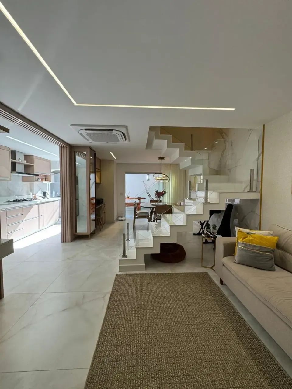 Casa de condomínio em Morada de Laranjeiras