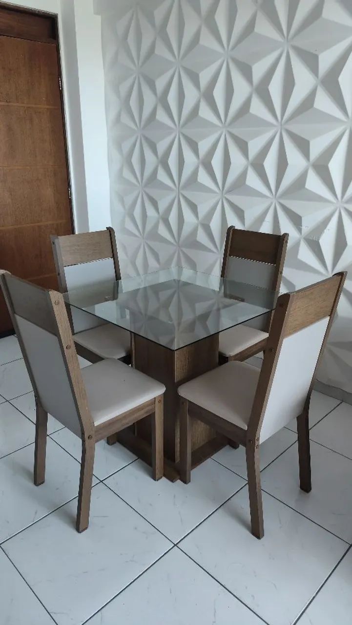 Mesa de jantar - 4 cadeira - Tampão de vidro - Foto 4