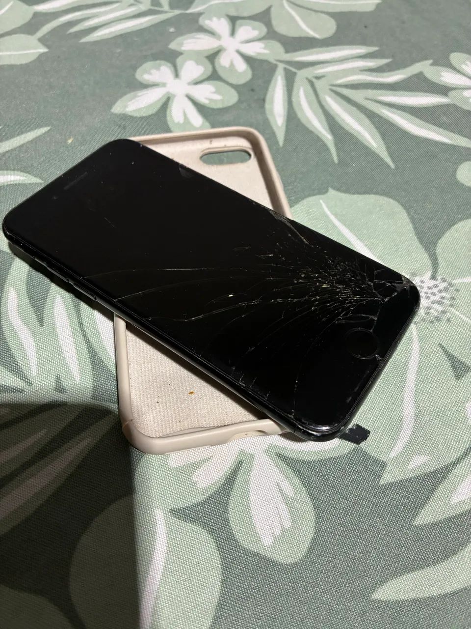 iPhone SE 