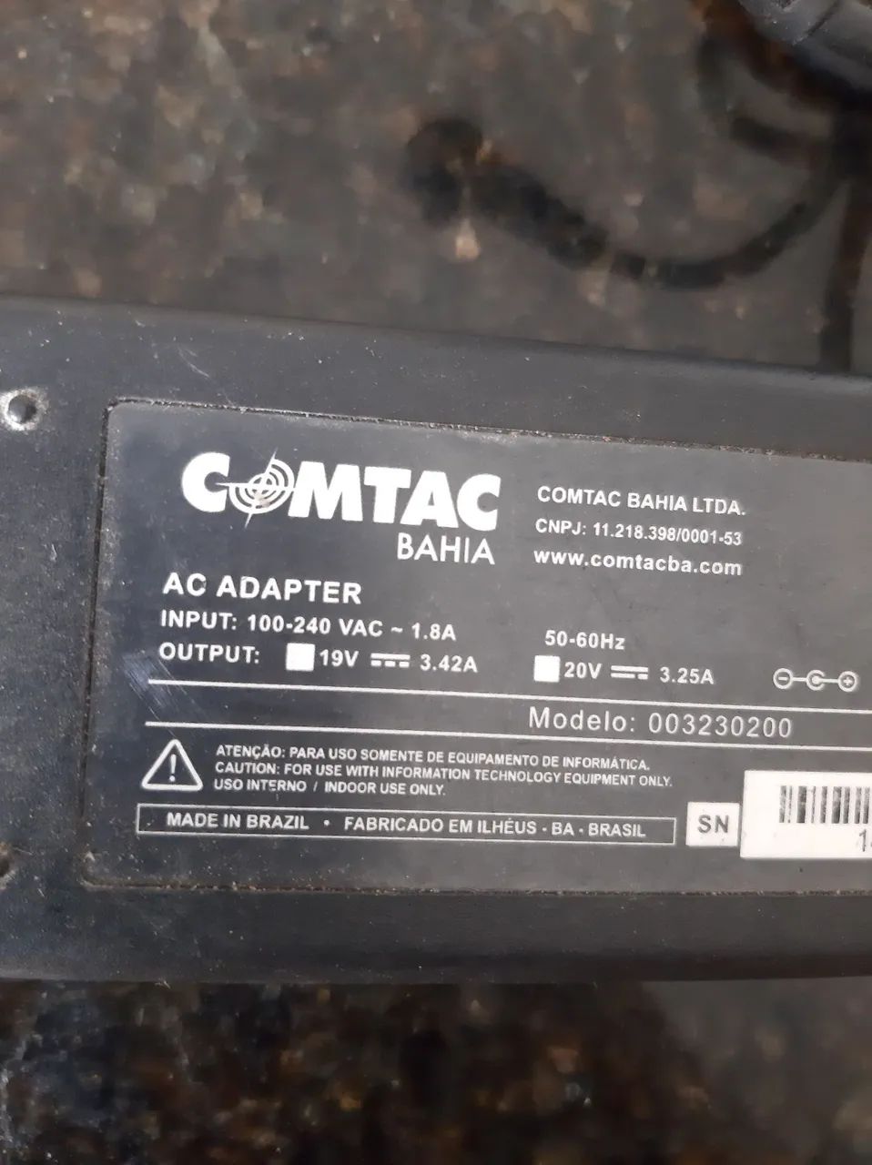 Fonte 19v 3.42A