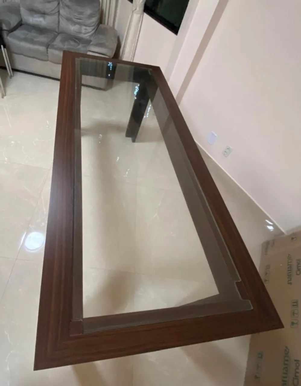 Mesa retangular de 6 lugares com tampo de vidro64962149485570122