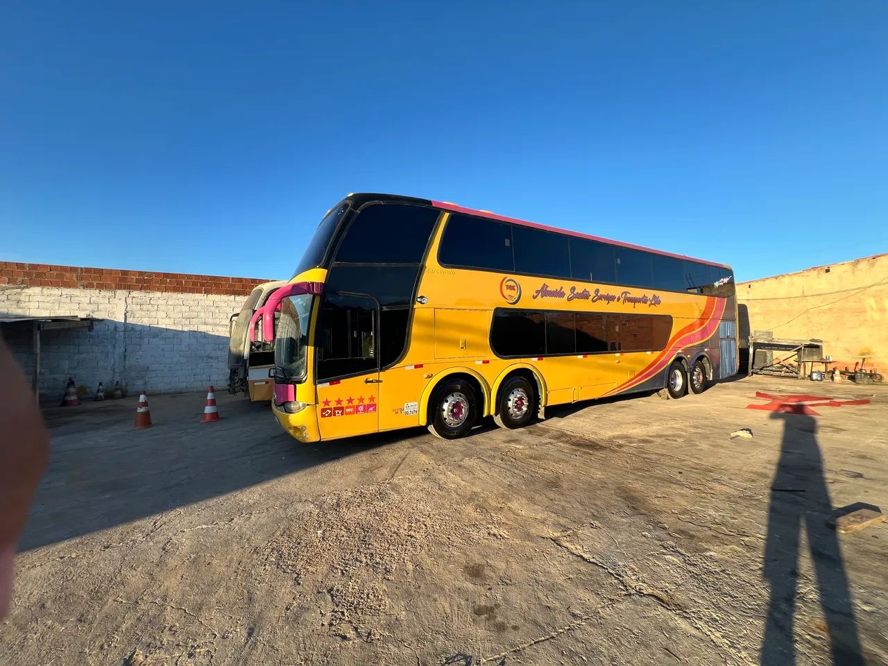 Ônibus DD Scania k420 4 Eixos - Foto 2