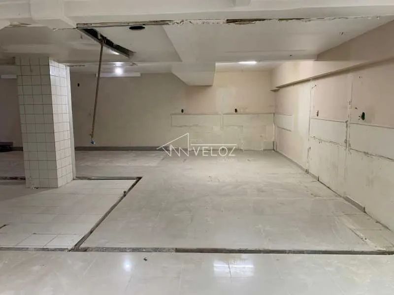 Loja : / Comercial / Leblon