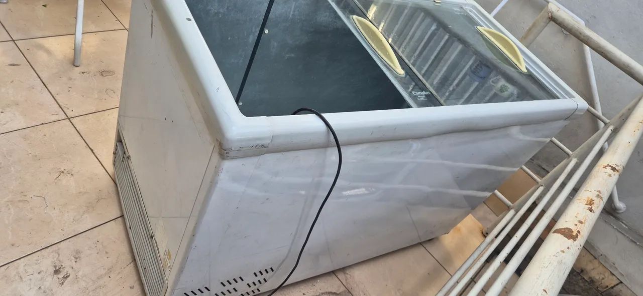 FREEZER ESMALTEC 411L 