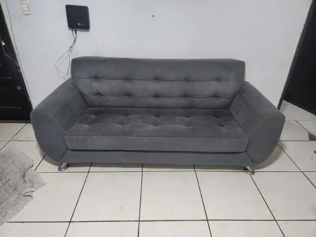 Sofá Cinza 3 Lugares Ótimo estado 
