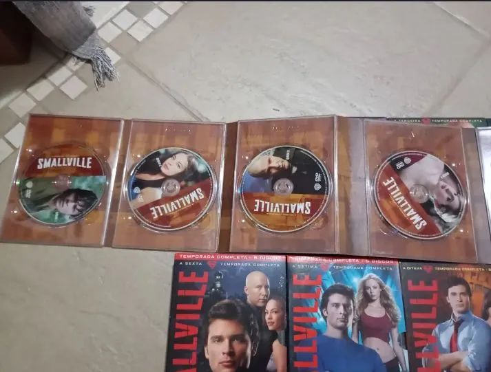 Coleção de dvd Smallville - Foto 3