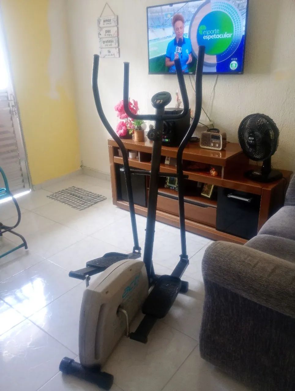 Vendo um simulador de caminhada - Foto 2