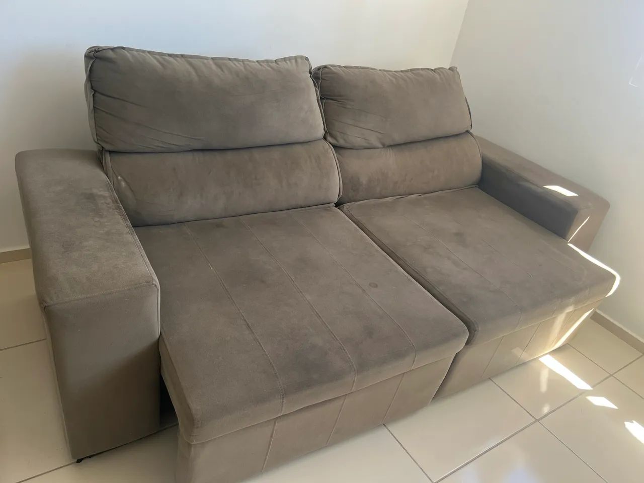 Sofá Retrátil e Reclinável 2,20m - 3 Lugares