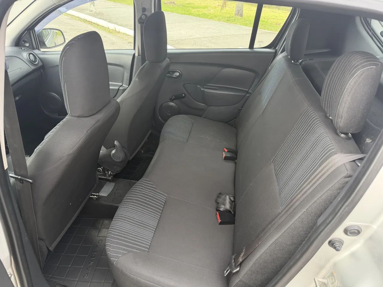 Renault Sandero Authentique Flex 1.0 12V 5P 2018 - Foto 5