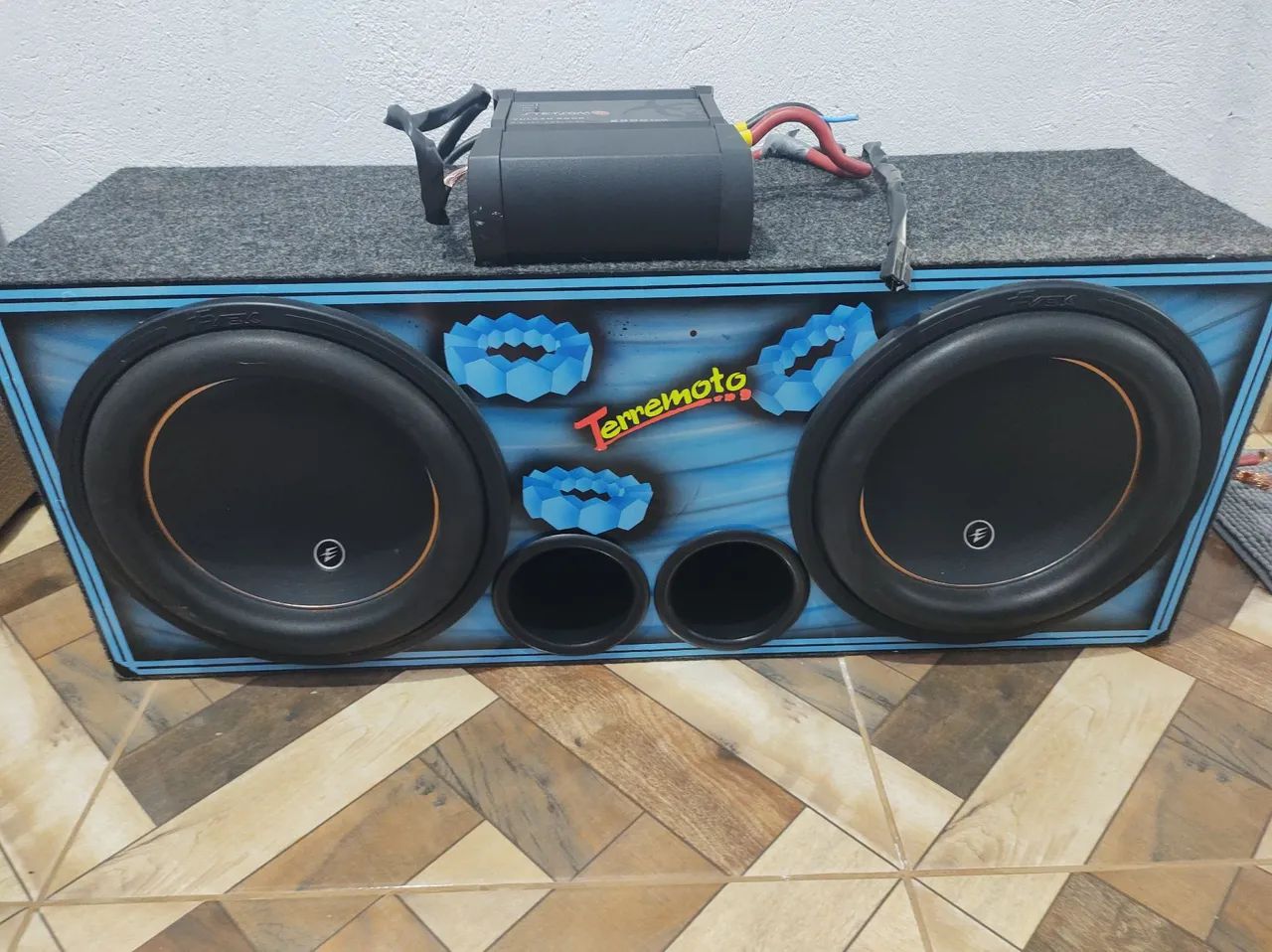 Caixa com 2 Evok , 1 módulo Stetsom 2000,,, vendo tudo junto 