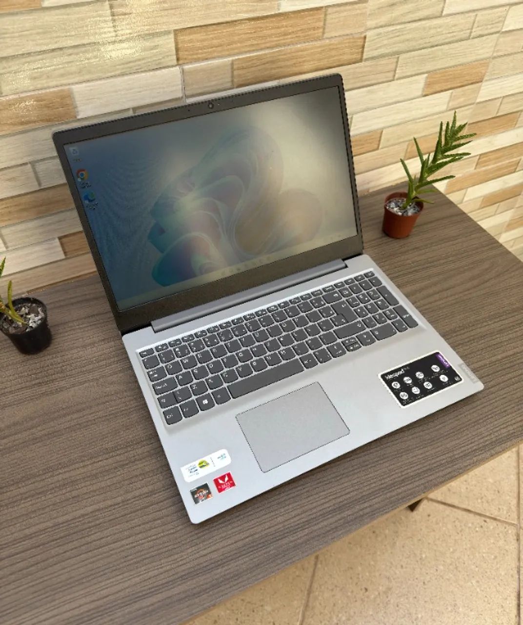 NOTEBOOK RYZEN 5 SUPER RÁPIDO - SSD 256GB + 8GB RAM - PRONTO PARA