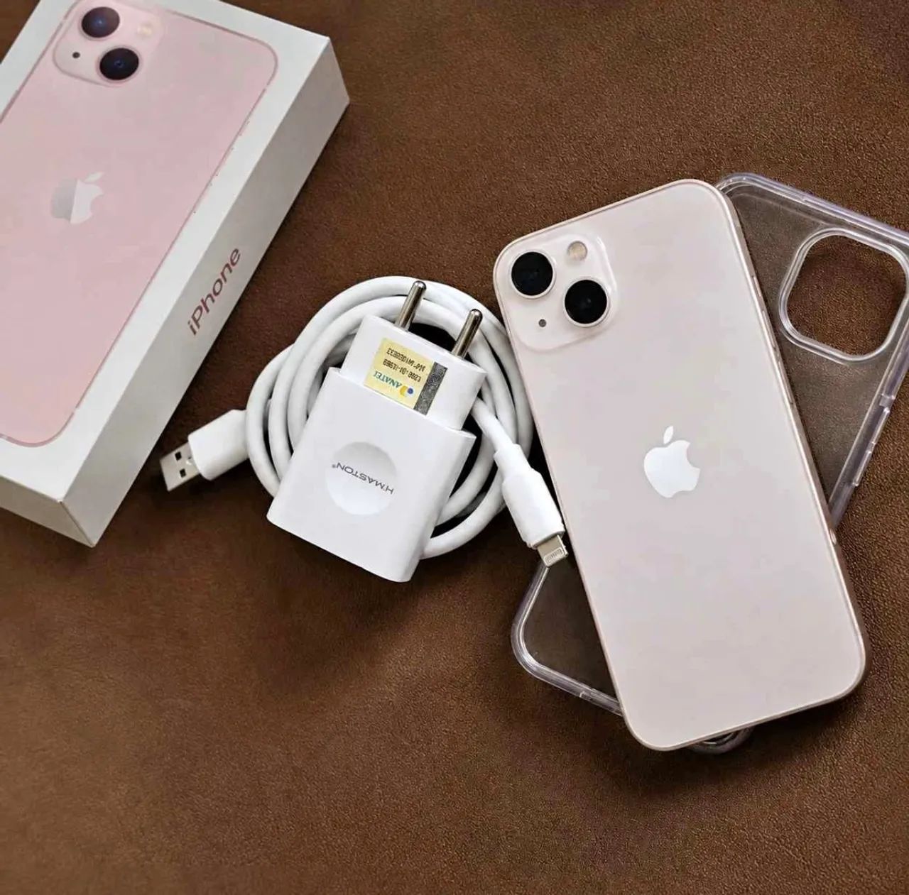 iPhone 13 com caixa