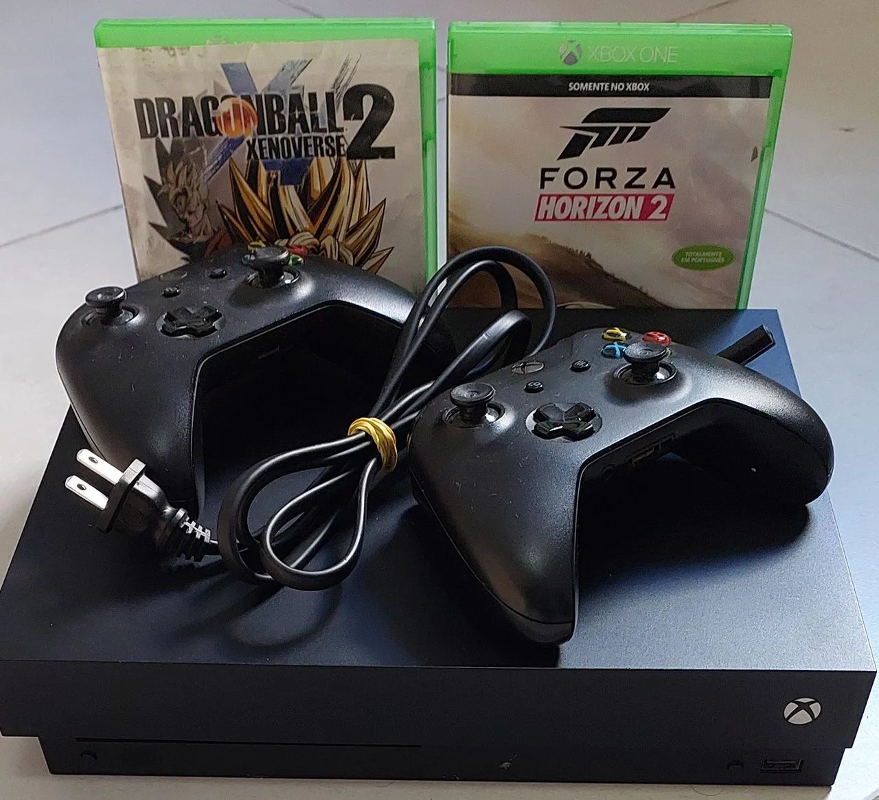 Console Xbox one X - 1 tera - 4k