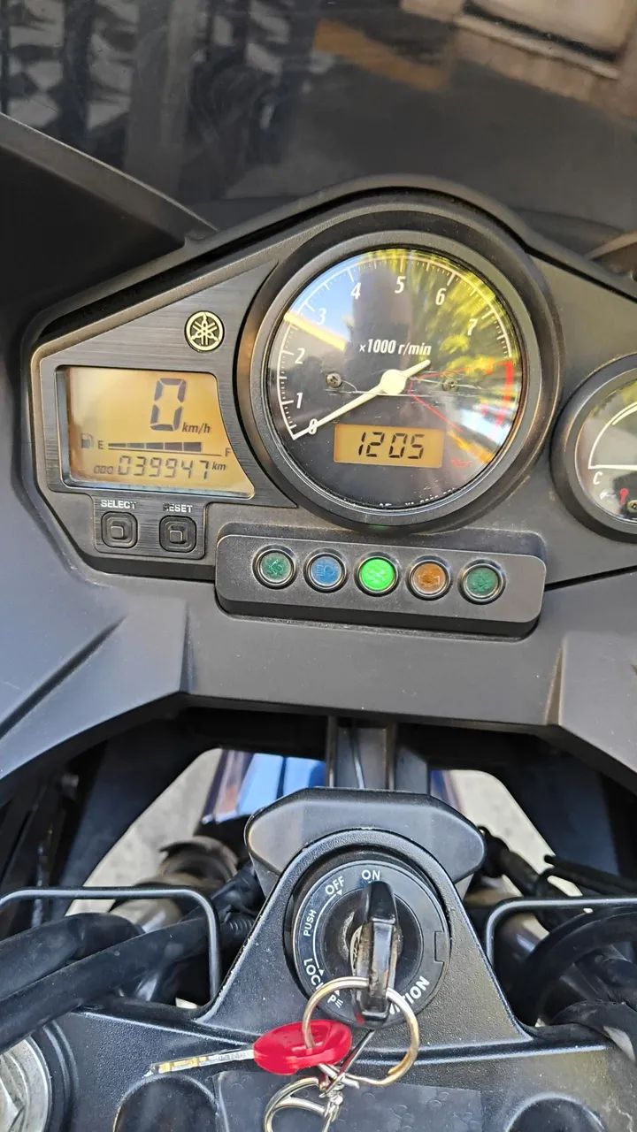 TDM 900 - Foto 2