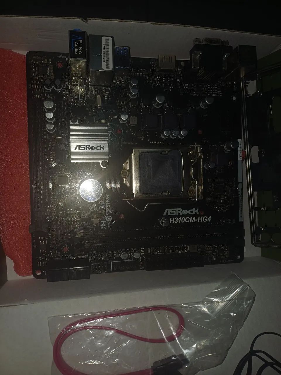 ( COM DEFEITO) placa mãe H310CM-HG4 Asrock - Foto 2