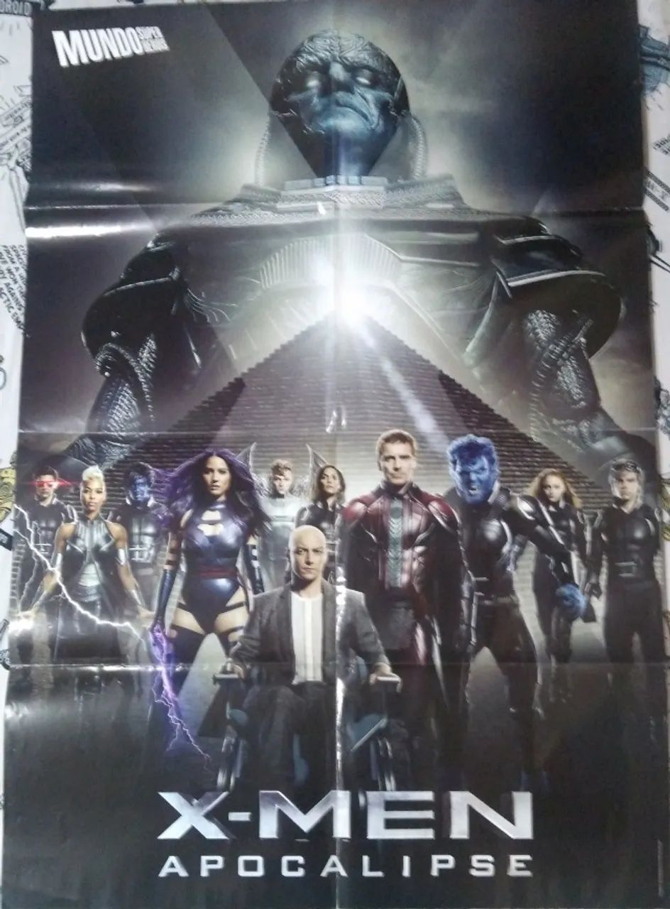 Lote Revista Mundo Dos Super Heróis E Mundo Nerd + Pôsteres - Foto 6