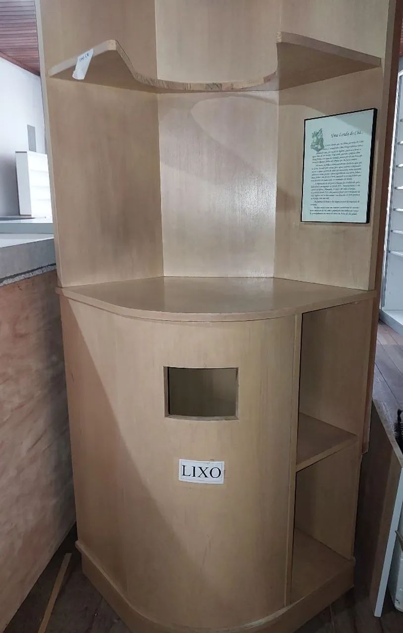 Armário para comércio 