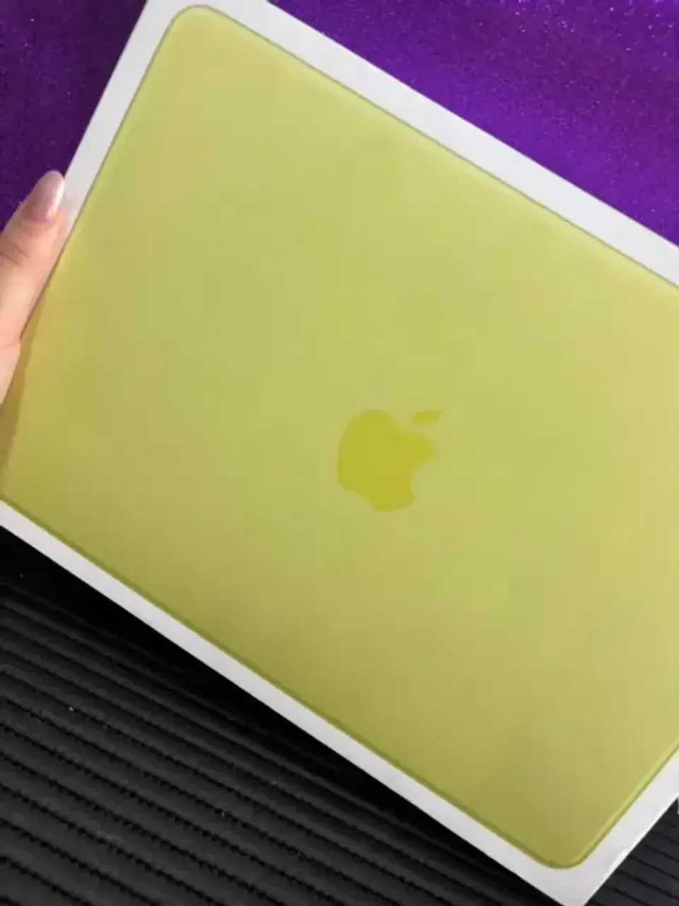 MacBook Neo 13