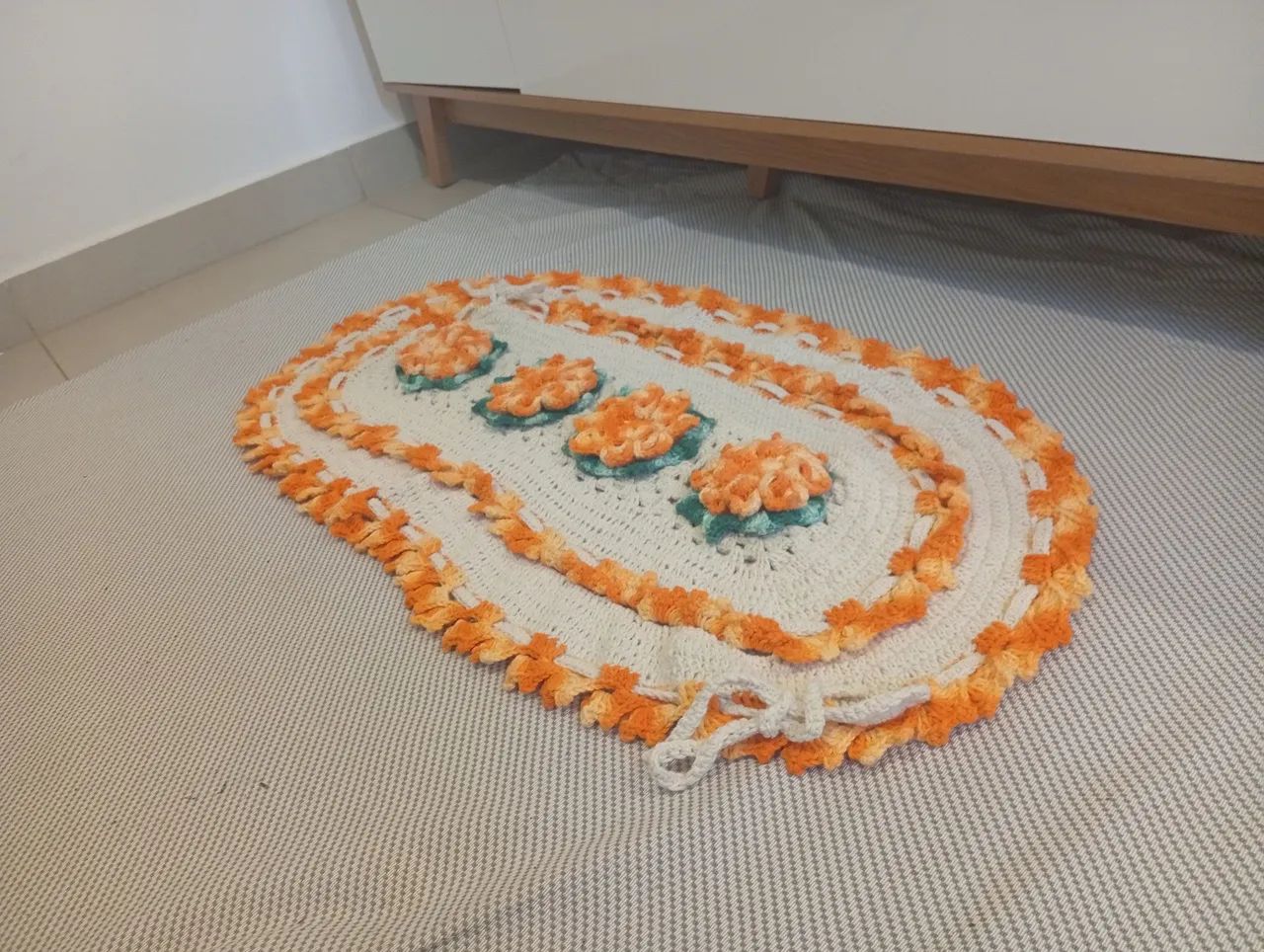 Tapete de crochê feito a mão