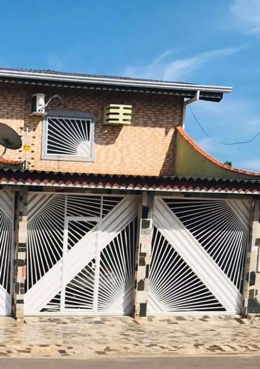 Aluga-se sobrado