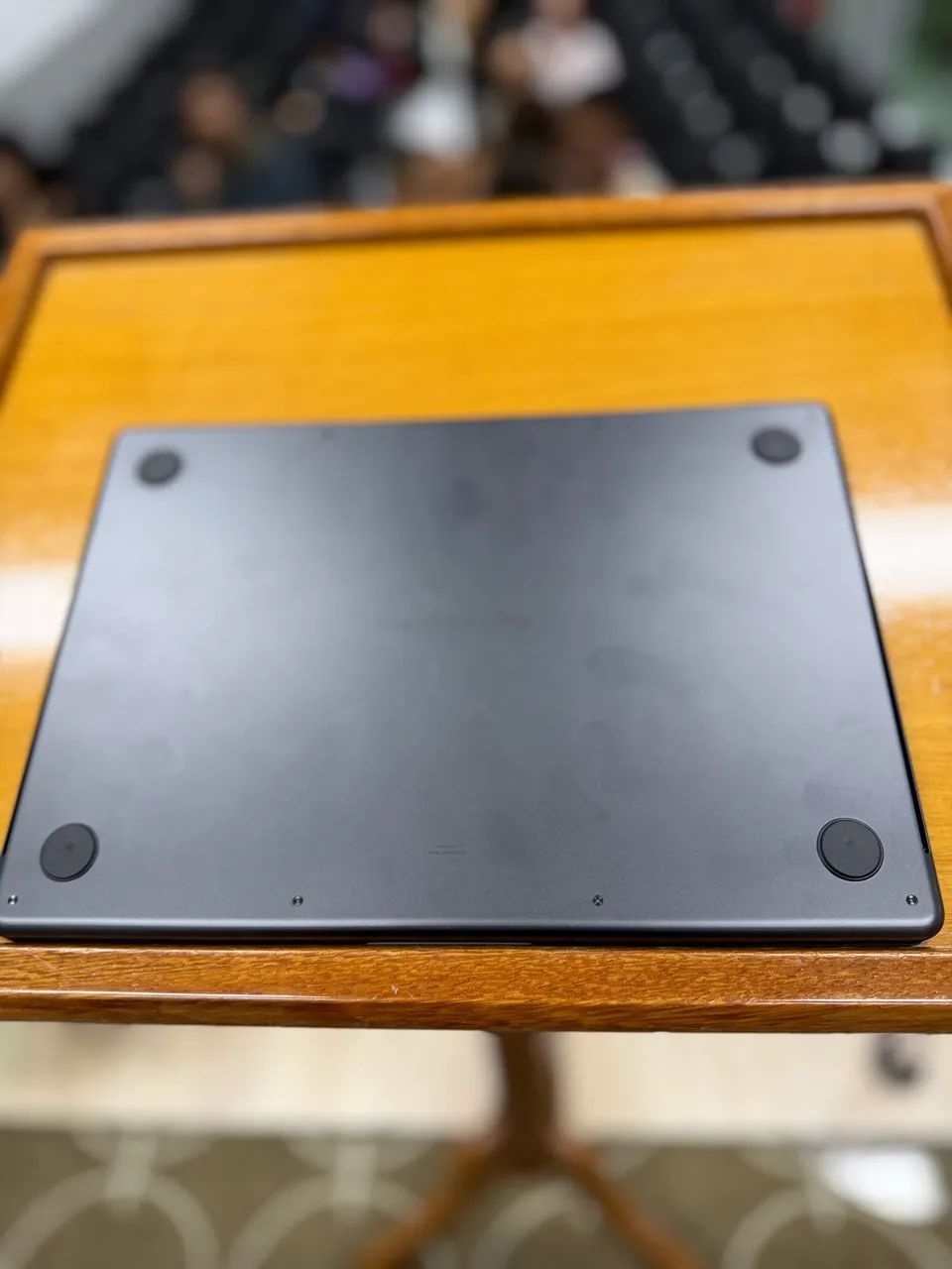 MacBook Pro M4 14 pol - Foto 5