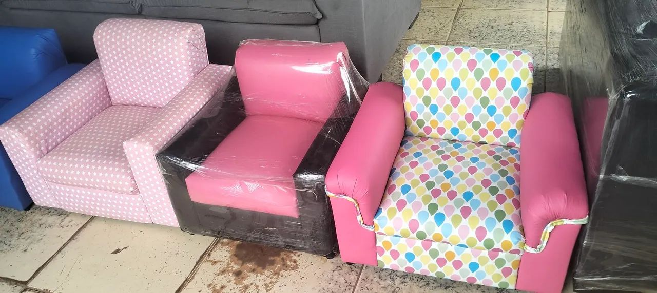 Sofá infantil disponível pronta entrega 