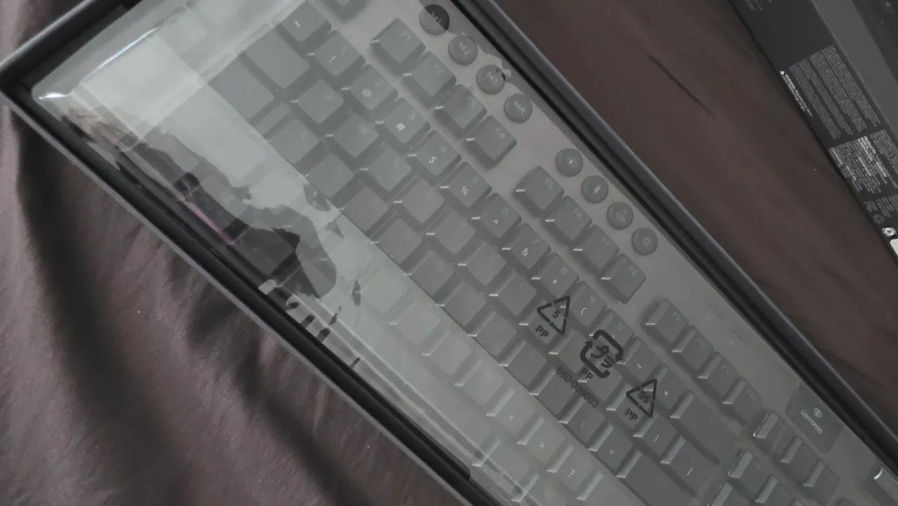 Teclado logitech g915 - Foto 2