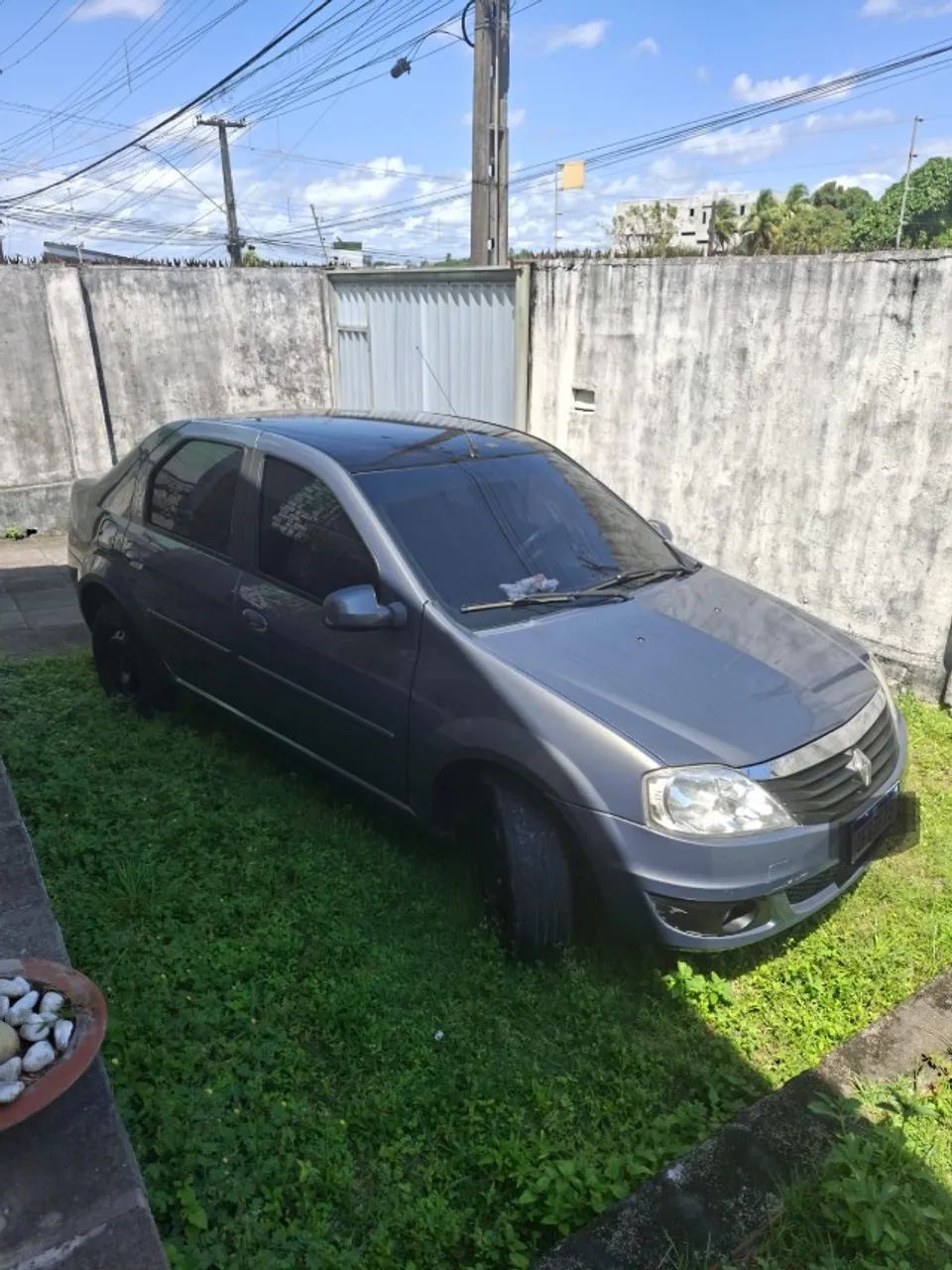 Renault Logan Expression Hi-flex 1.6 8V 4P 2013 - Foto 3