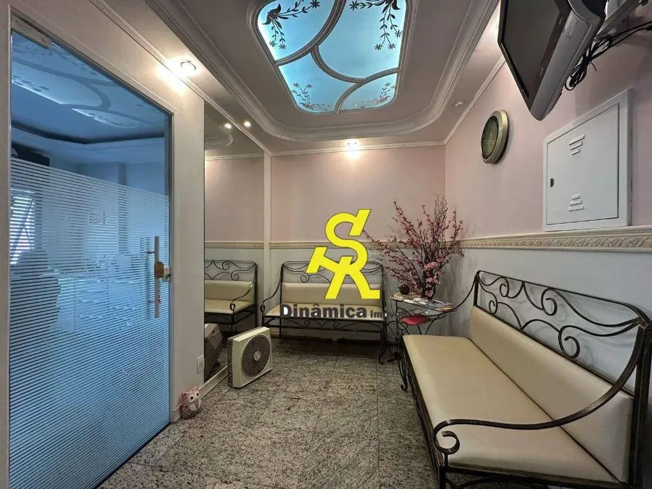 ÓTIMA SALA COMERCIAL PARA LOCAÇÃO NA LAPA - Foto 4