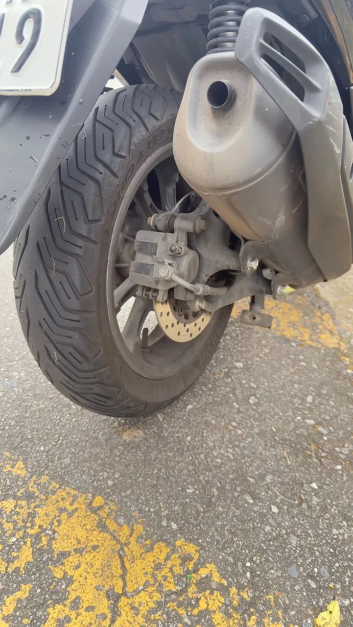 VENDO NMAX 2019 - Foto 5