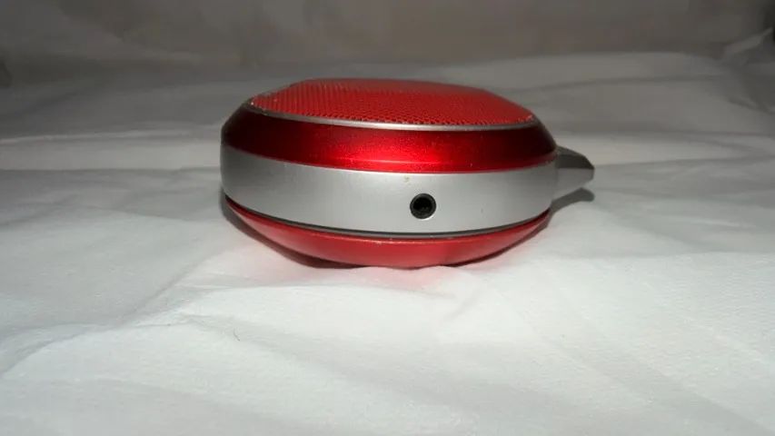 Caixinha de som JBL Micro Wireless vermelho