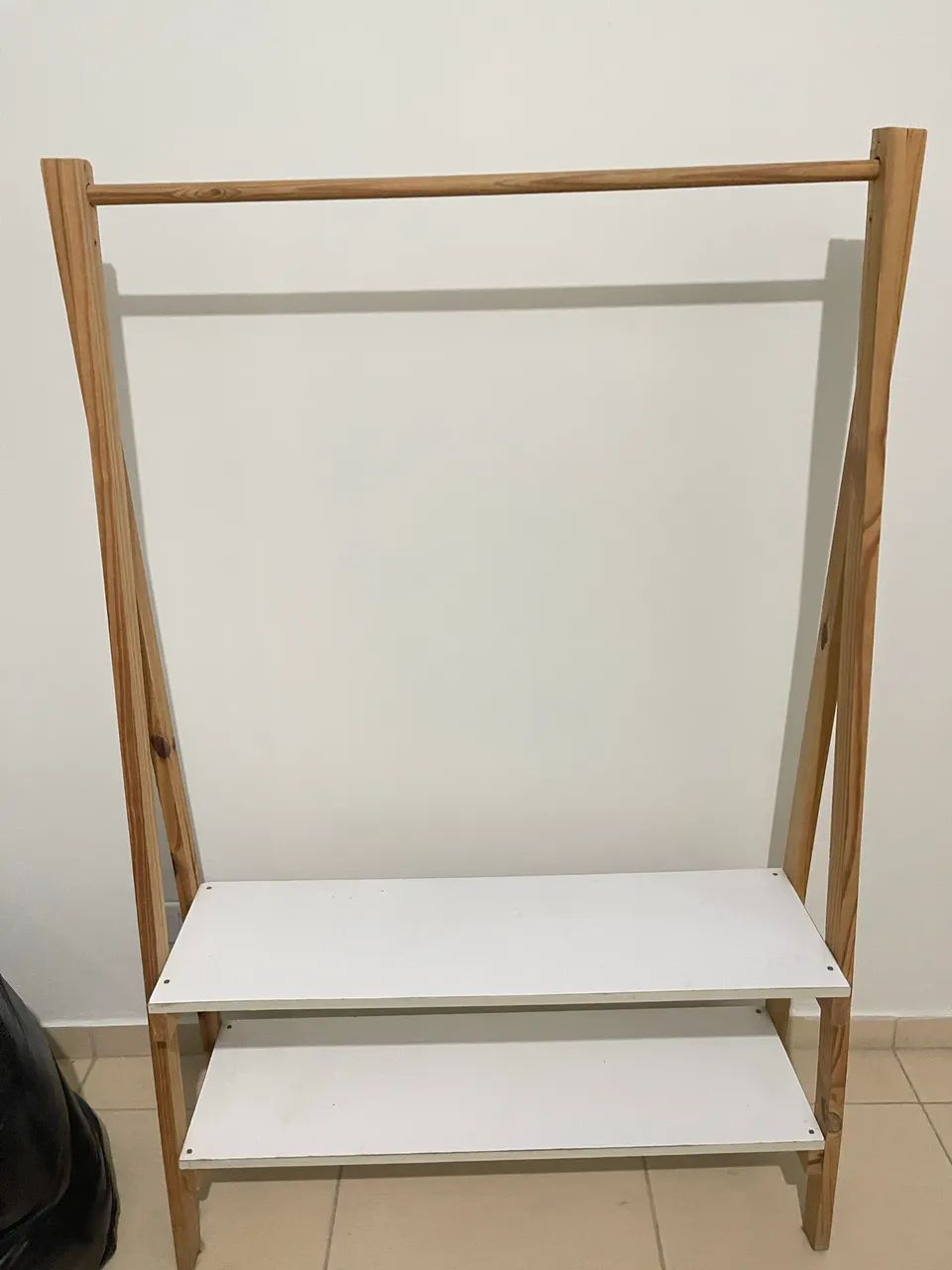 Clothes rack64985886534659120