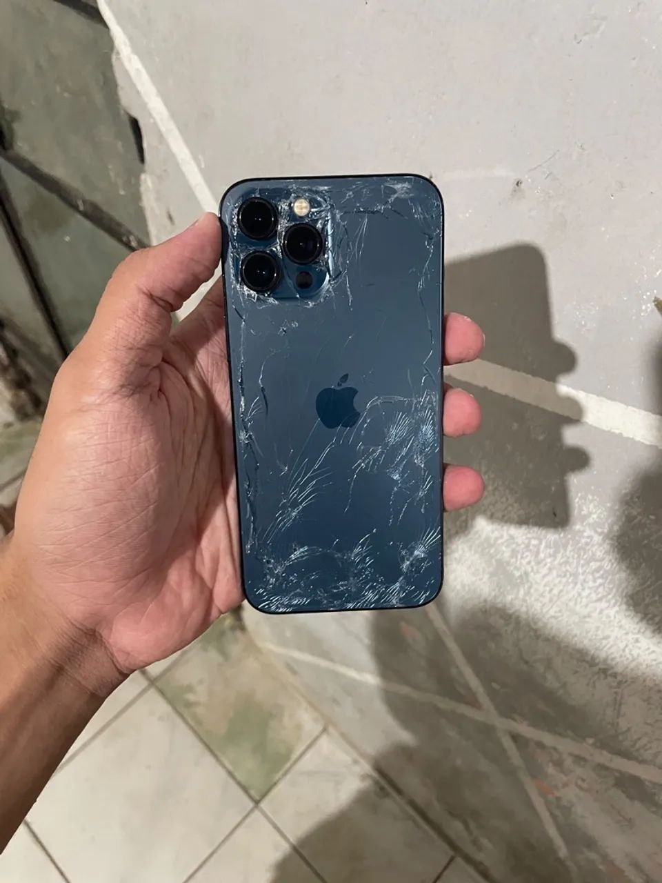 iPhone 12 Pro Max - Foto 2