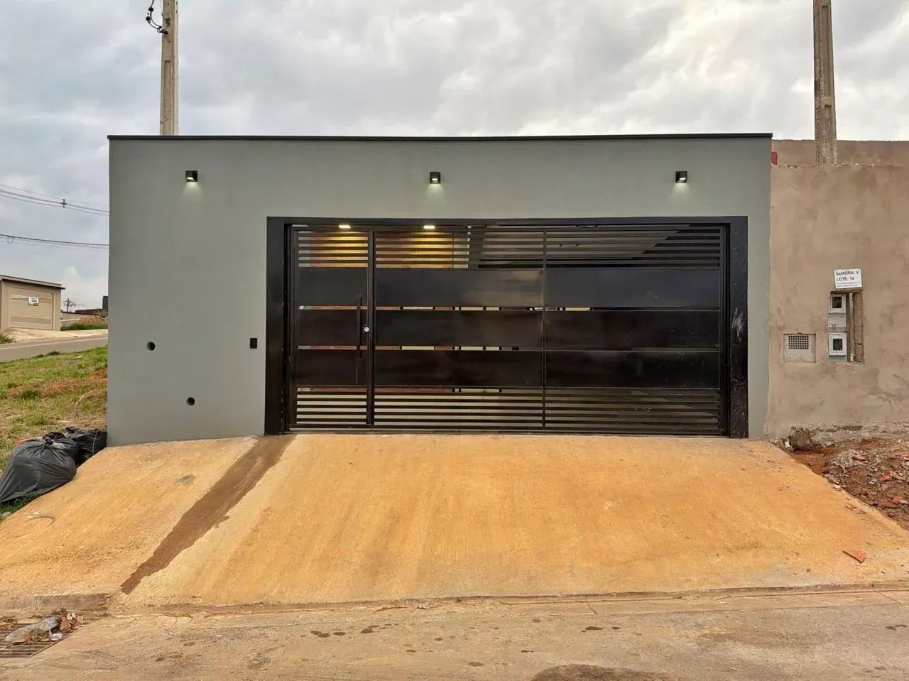 CASA NOVA E MODERNA  COM 3 QUARTOS NO BAIRRO  CASABLANCA EM INDAIATUBA SP