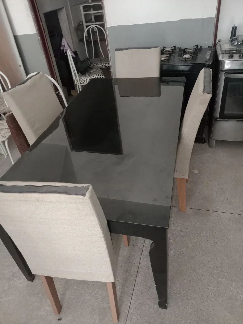 Mesa com 4 cadeiras  - Foto 3