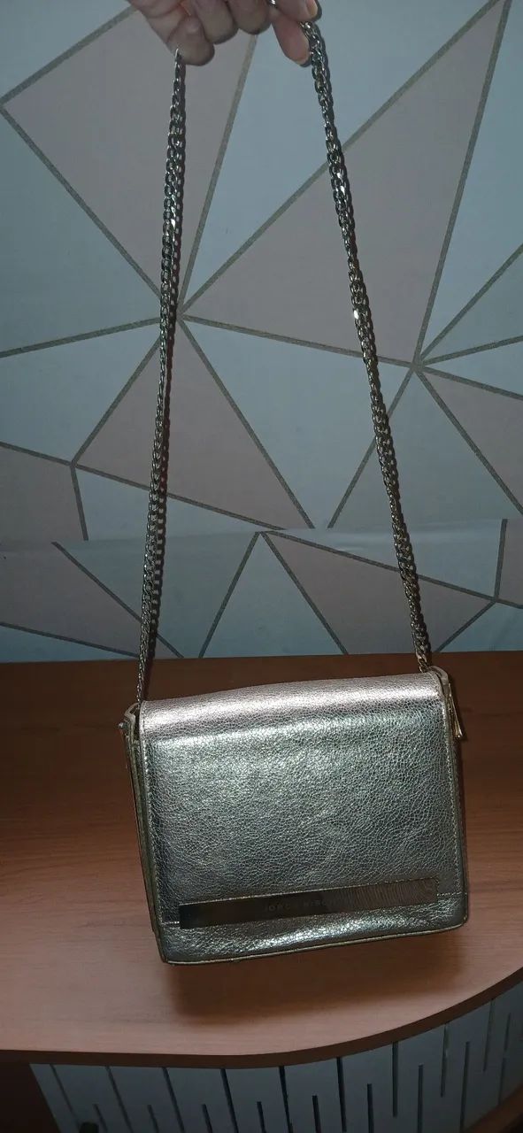 Bolsa Dourada Da Marca Jorge Bischoff Elegante e Moderna.  - Foto 4