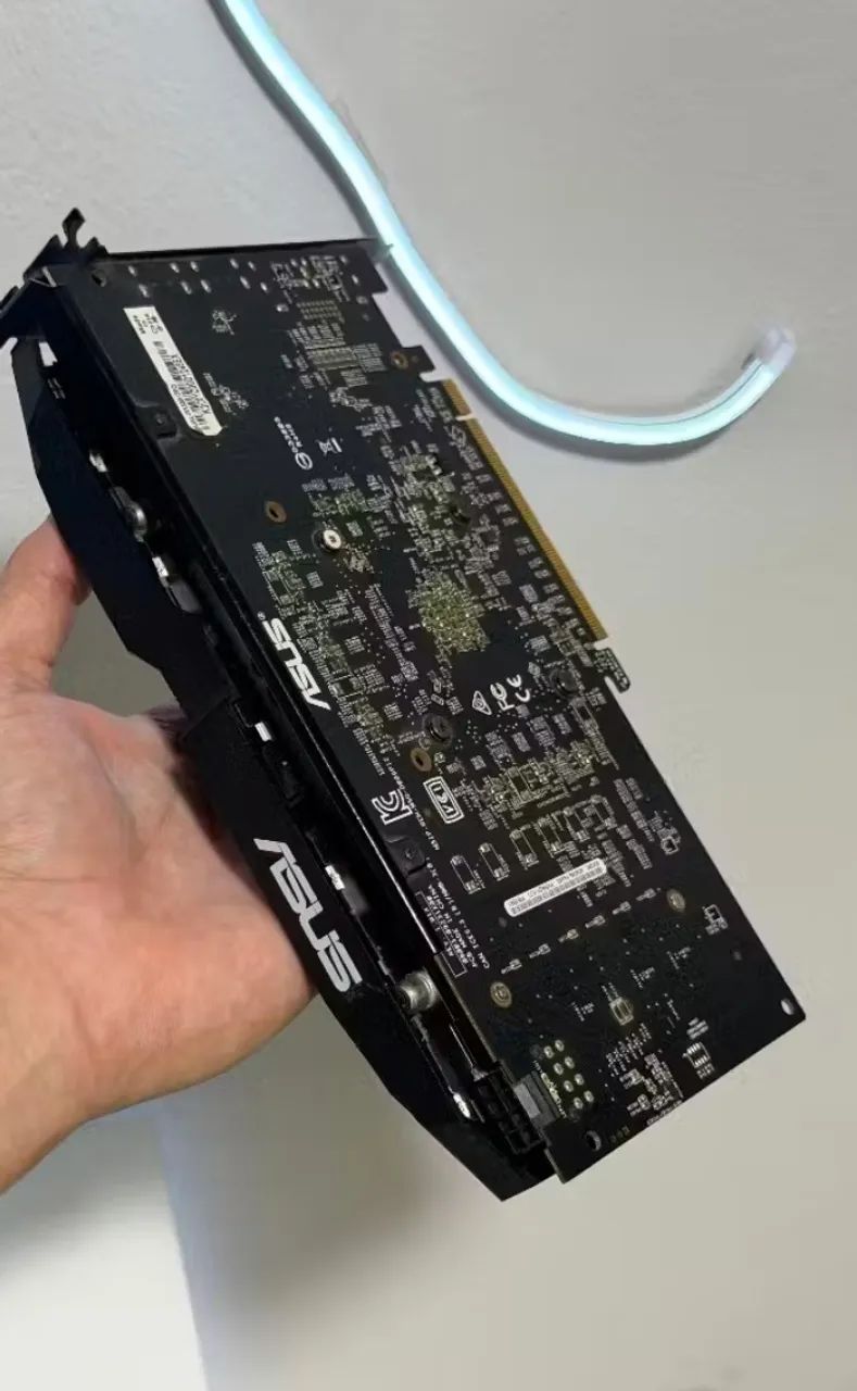 Rx 580 Asus 8gb - Foto 2