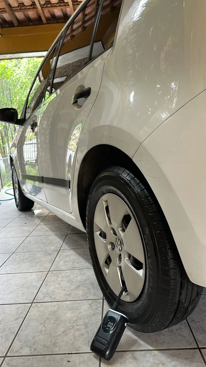 Volkswagen Up! 2015