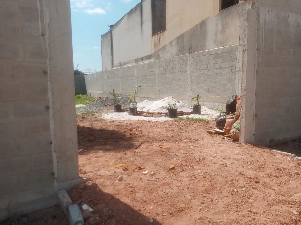 Alugo terreno 360m2 Rio Marinho  - Foto 4