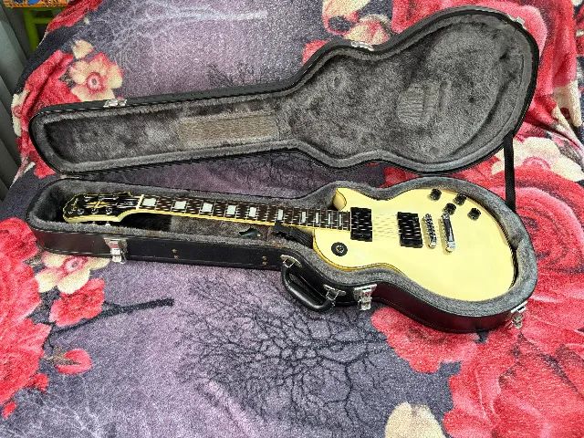 Guitarra Epiphone Les Paul Custom 2010 com upgrades