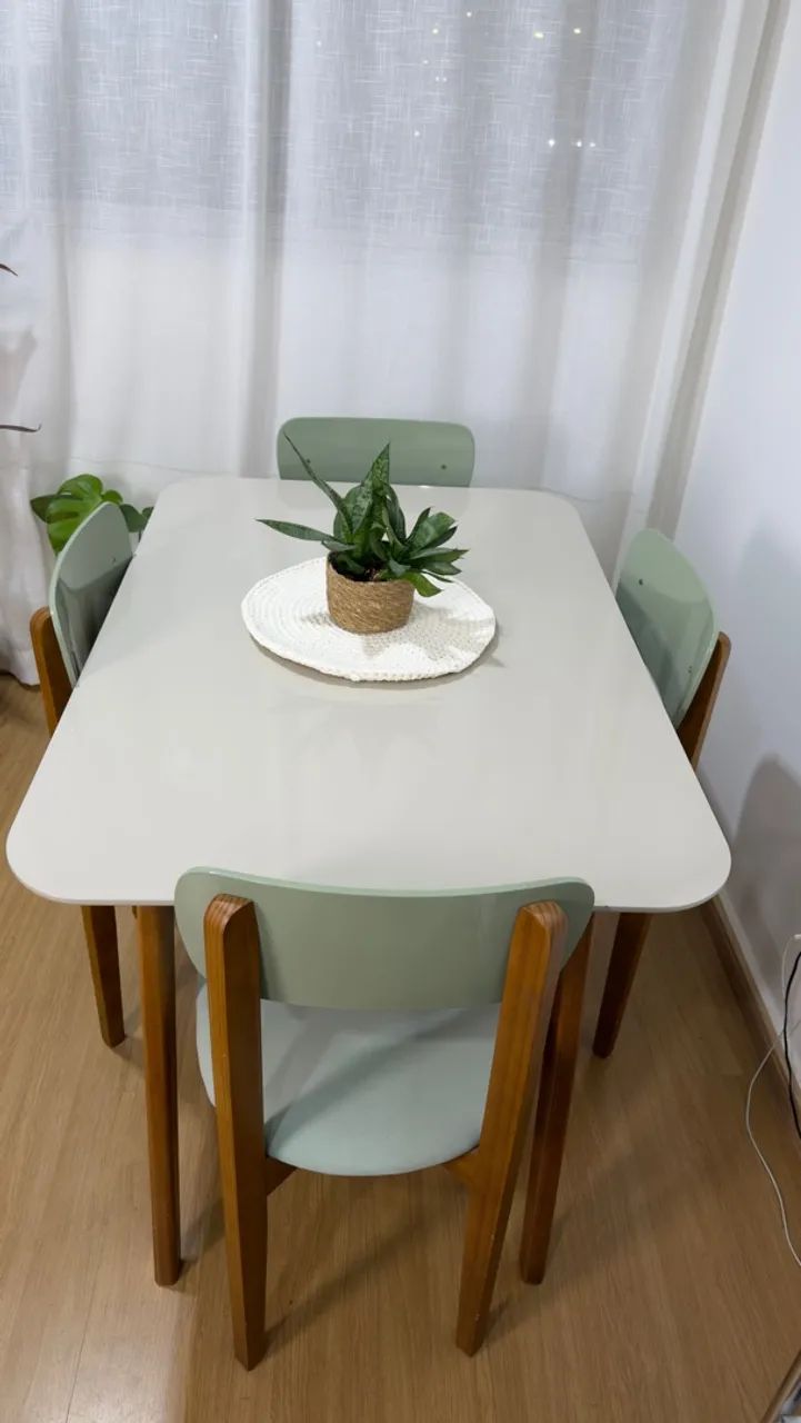 Conjunto de Mesa de jantar com 4 cadeiras - Foto 2