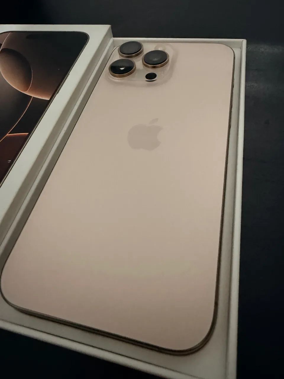 iPhone 16 Pro Max - Foto 3