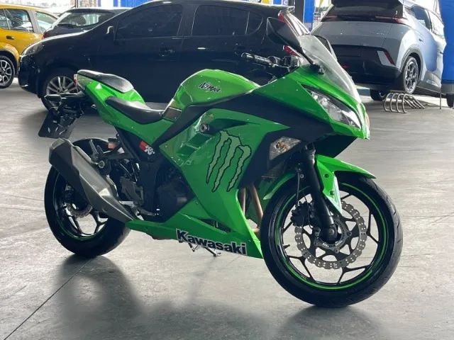KAWASAKI NINJA 300 2013